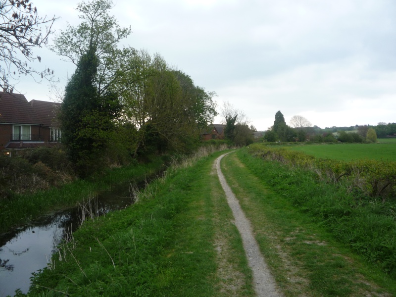 Aylesbury, Wendover, The arm of the canal that never was 02810