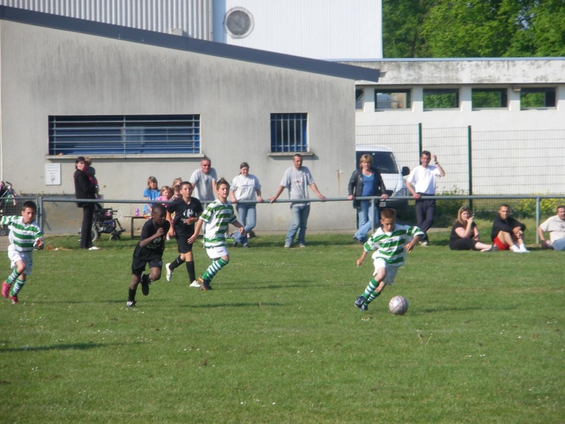 Les U 13 mettent leur calendrier  jour Imgp0015