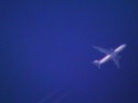Contrail photos - Page 3 Airbus10