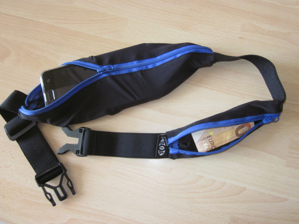 Ceinture avec cache pour billets de banque Img_5411