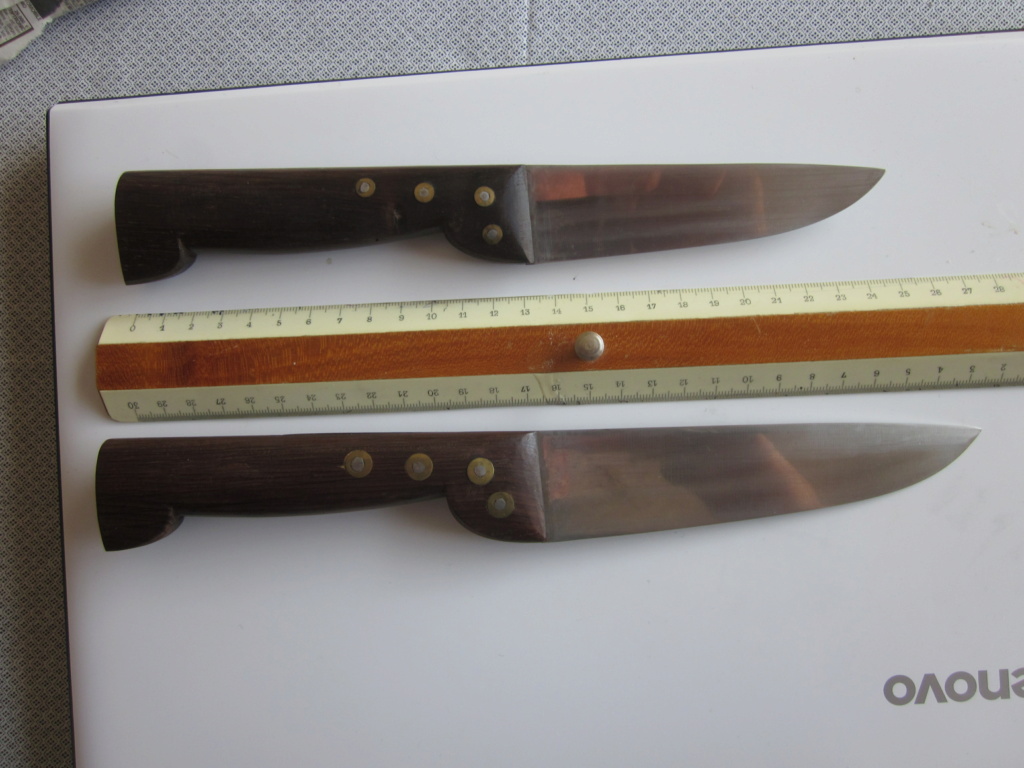 Couteaux de boucher neufs (petit modèle) 1 € chaque, idéal chasseur de gros gibier  Img_6217