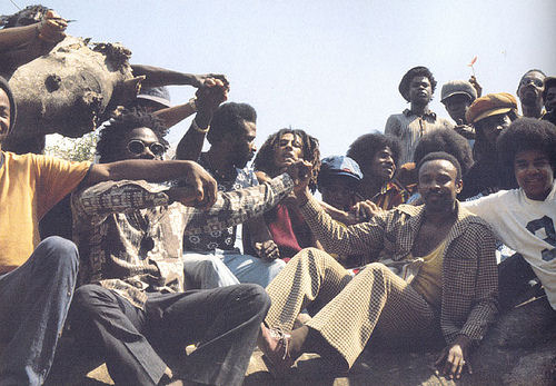Fotos do encontro  de Michael e Bob Marley em 1975 Marley11