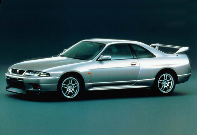 nissan skyline R33gtr11