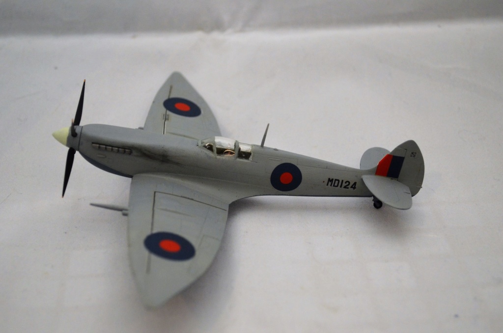 [Hasegawa] Spitfire Mk.VII Hasega42