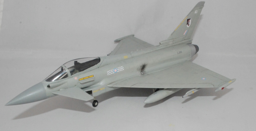 [Hobbyboss] Eurofighter Typhoon F.2 Hobbyb86