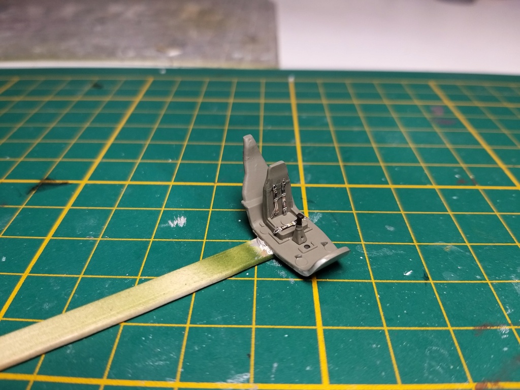 [Italeri] Henschel Hs 129B-1 Italer75