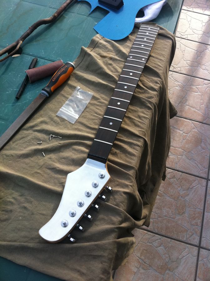 Guitare CUSTOM type Mattocaster, Fuzz Factory DIY + Kill.. Img_0418