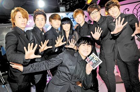 Super Junior-M (sub-group) - Page 2 29264610
