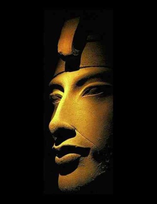 le pharaon Akhenaton, révolutionaire vers l'Inconnu et au-delà des dogmes Akh11