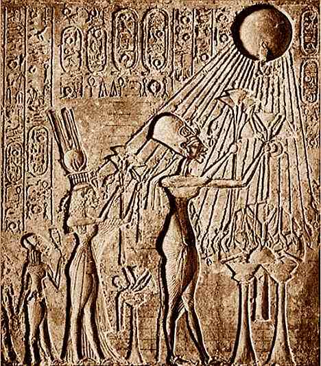 le pharaon Akhenaton, révolutionaire vers l'Inconnu et au-delà des dogmes Akh_fa11