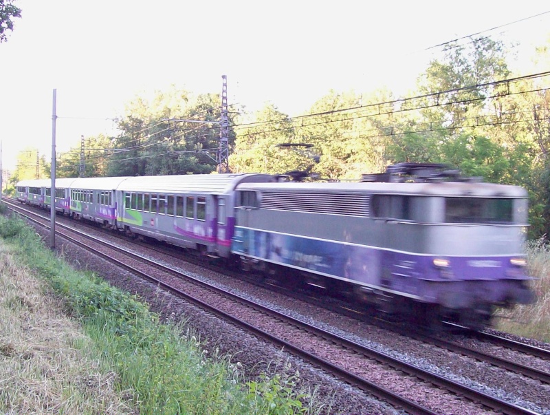 Photos et vidéos de la ligne Bordeaux - Toulouse - Narbonne - Sète (2007-2013) - Page 3 Photo159