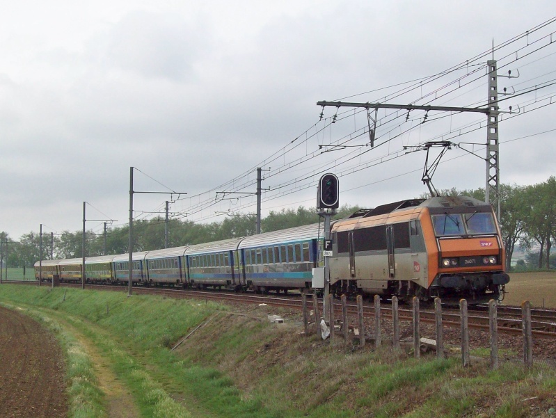 Photos et vidéos de la ligne Bordeaux - Toulouse - Narbonne - Sète (2007-2013) - Page 2 Photos86
