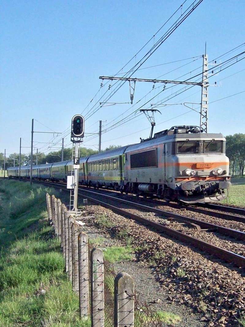 Photos et vidéos de la ligne Bordeaux - Toulouse - Narbonne - Sète (2007-2013) - Page 2 Photos91