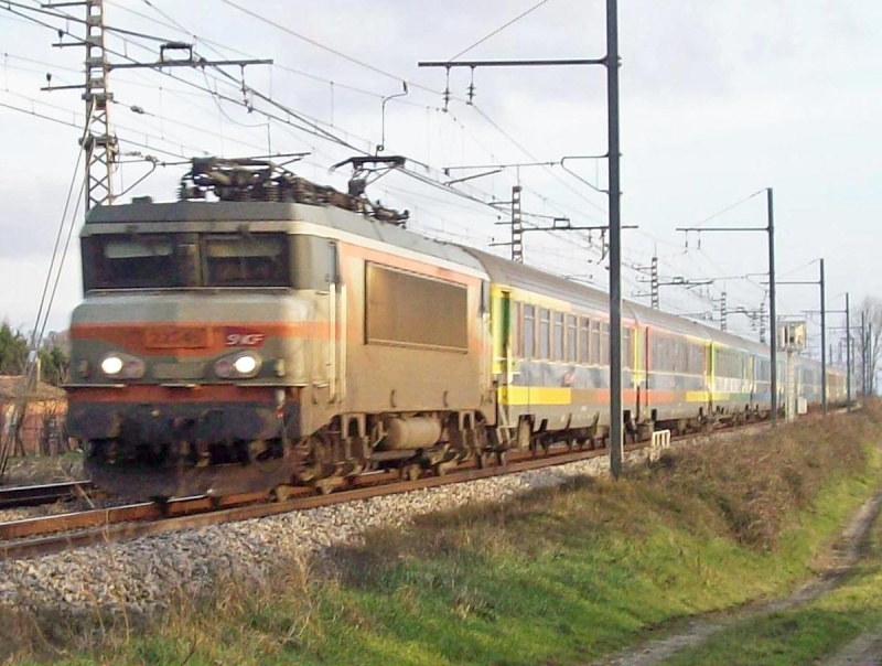 Photos et vidéos de la ligne Bordeaux - Toulouse - Narbonne - Sète (2007-2013) - Page 4 Trains18
