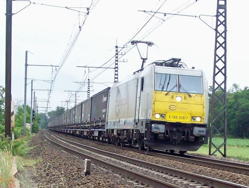 Photos et vidéos de la ligne Bordeaux - Toulouse - Narbonne - Sète (2007-2013) - Page 4 Trains25