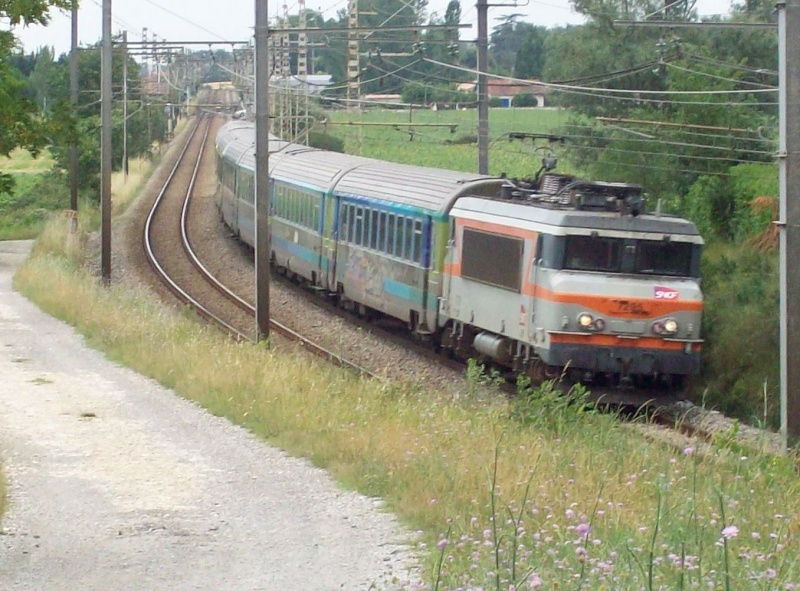Photos et vidéos de la ligne Bordeaux - Toulouse - Narbonne - Sète (2007-2013) - Page 4 Trains32