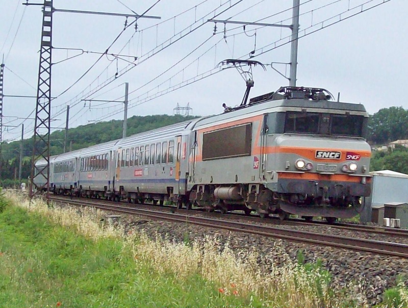 Photos et vidéos de la ligne Bordeaux - Toulouse - Narbonne - Sète (2007-2013) - Page 5 Trains38