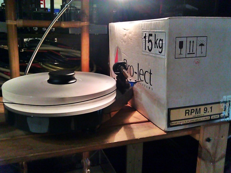 Pro-Ject RPM 9.1 Turntable  C360_237