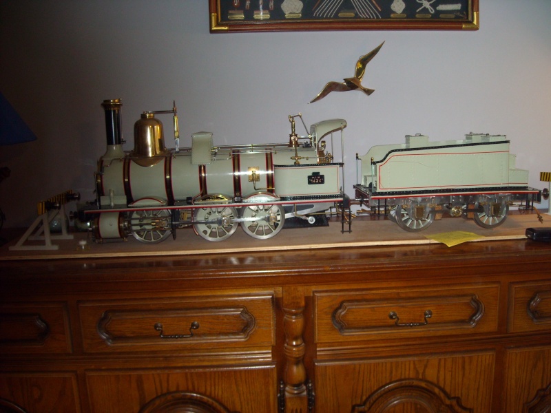La locomotive de Bricoletout Dscn0512
