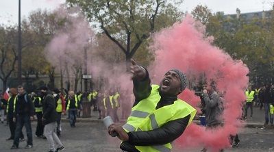 DIVISER pour régner : Les croque-mitaines politiques  000_1b10