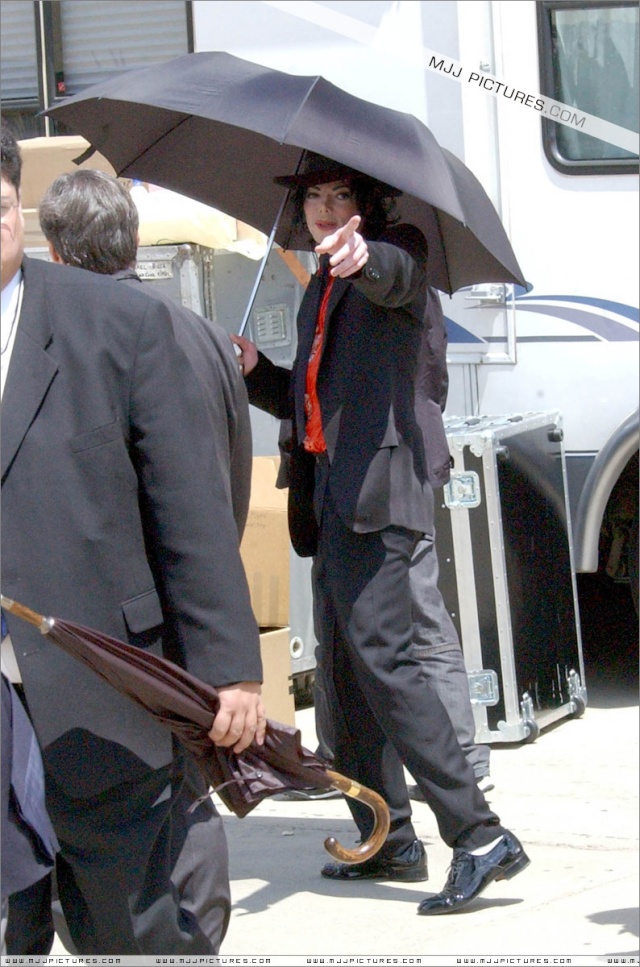 Michael Jackson no 50º American Bandstand 2002 00812