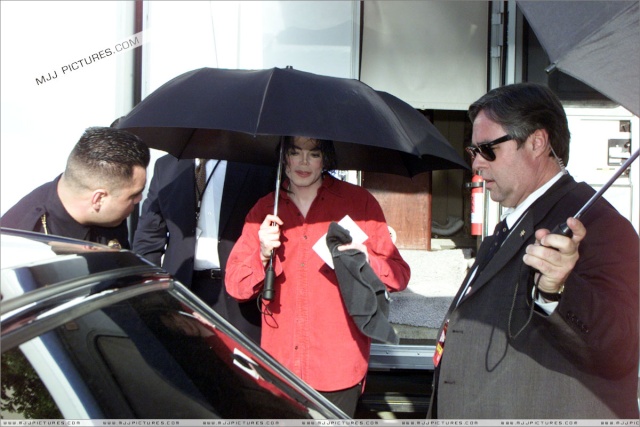 Michael Jackson no 50º American Bandstand 2002 01210