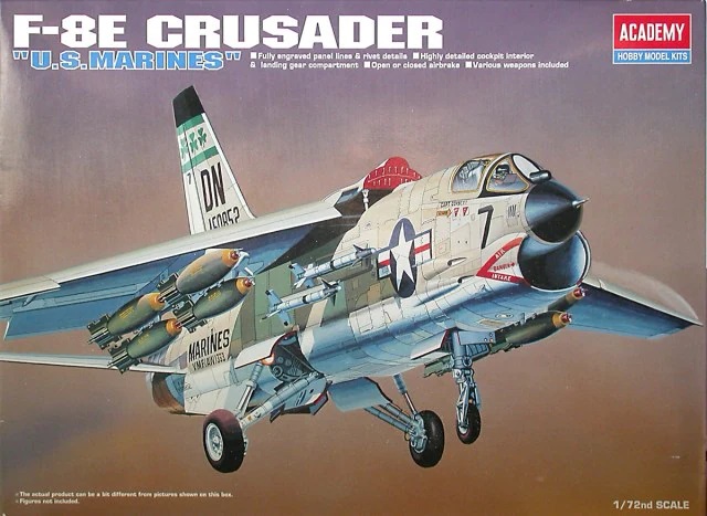[Academy] Vought F-8 Crusader Vough144