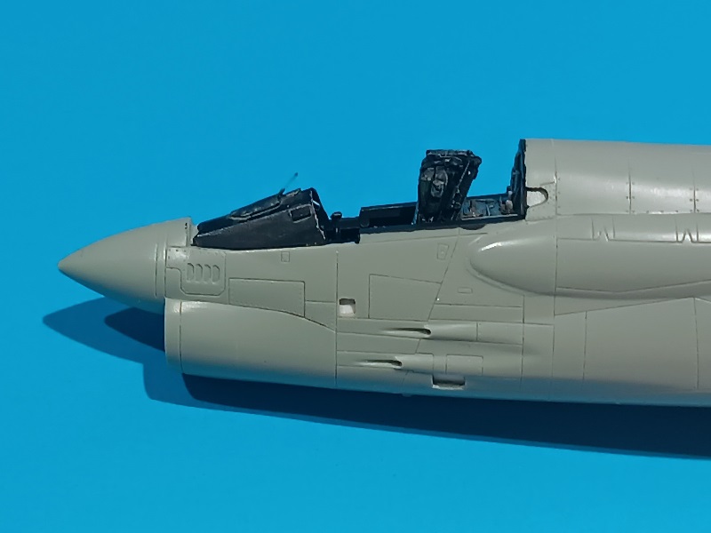 [Academy] Vought F-8 Crusader - Page 3 Vough201