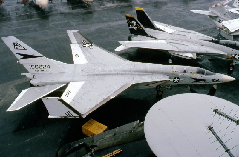 [Academy] Vought F-8 Crusader - Page 4 Vough338