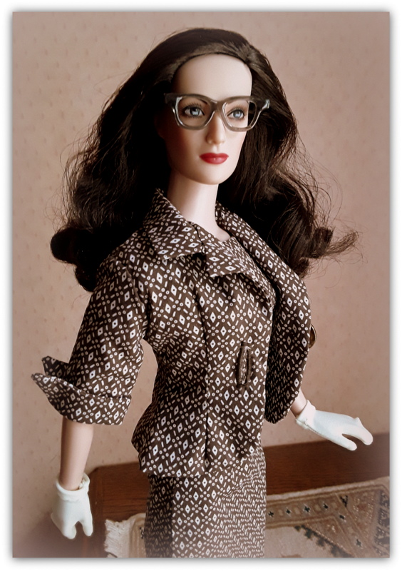 Tonner Joan Crawford "Simply call me Joan!" - Page 7 20180864