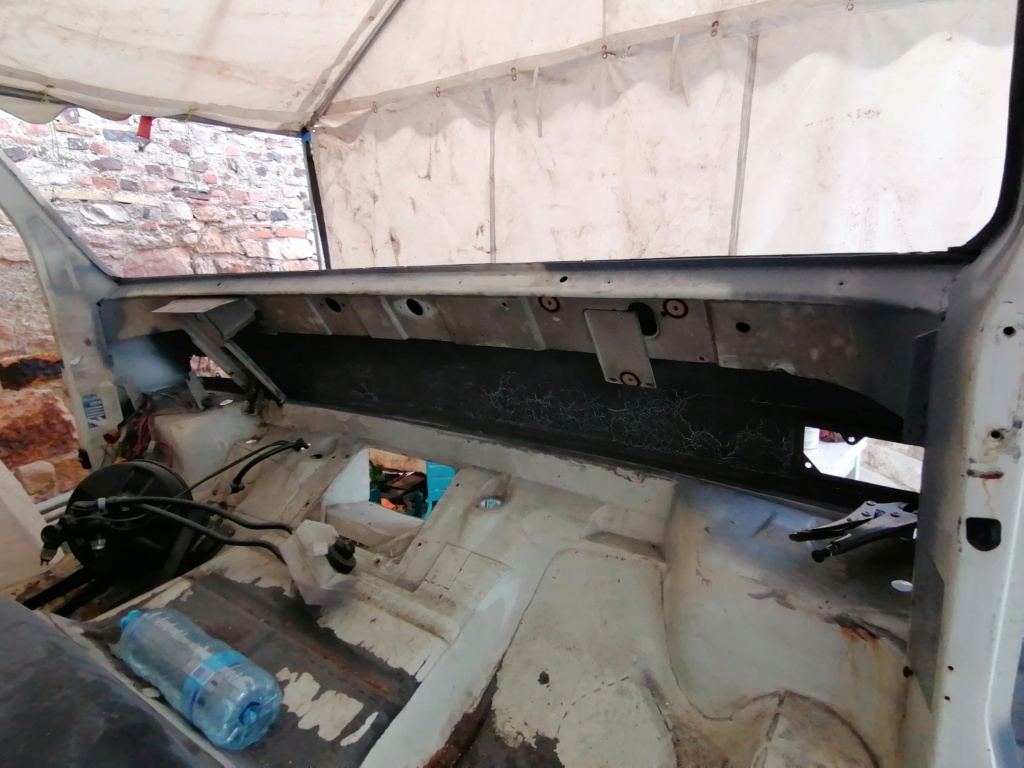 Restauration d'un vw LT camping-car fabrication C.Voisin  14010