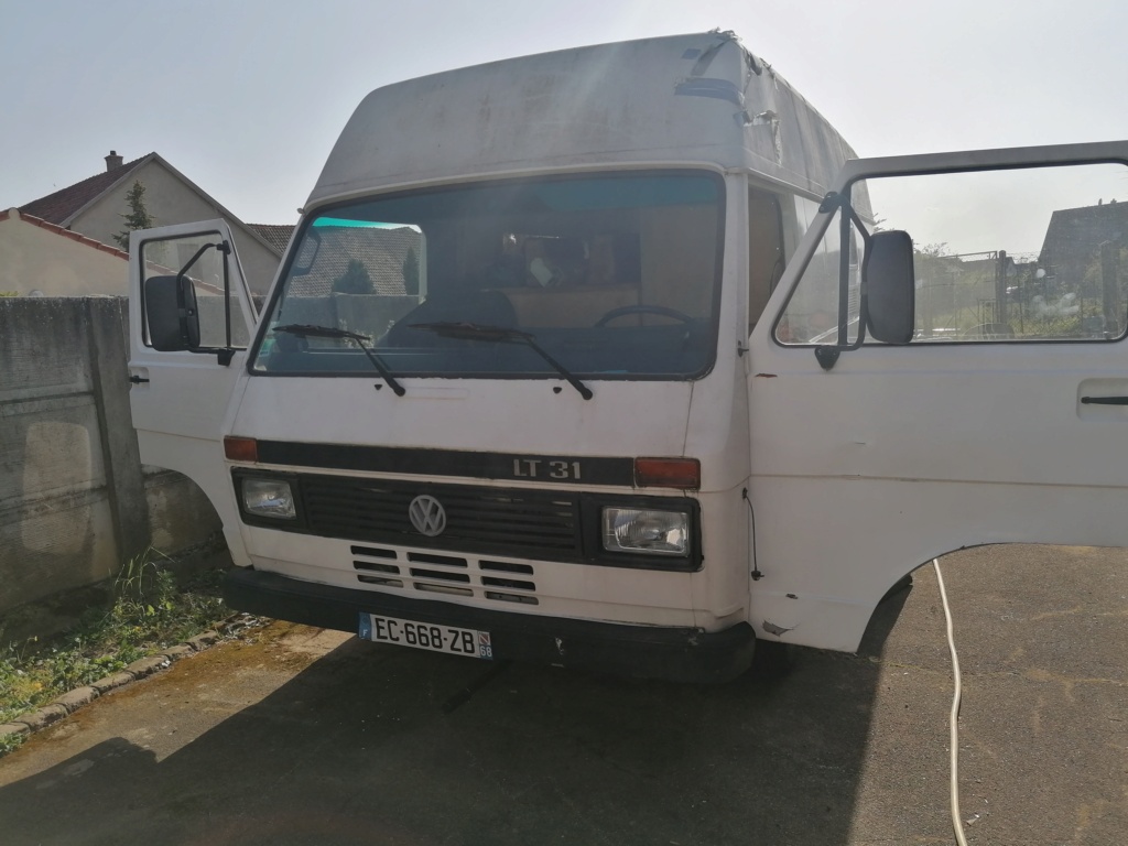 Restauration d'un vw LT camping-car fabrication C.Voisin  6310