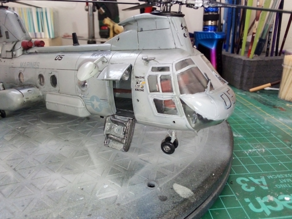 CH46 E 1/48 Academy Img_2050