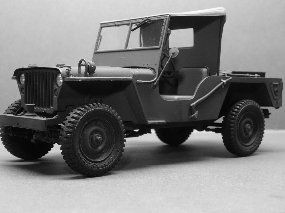 JEEP WILLYS MLW-2 kit de base ITALERI N° 6355 1/24 Jeep-m11