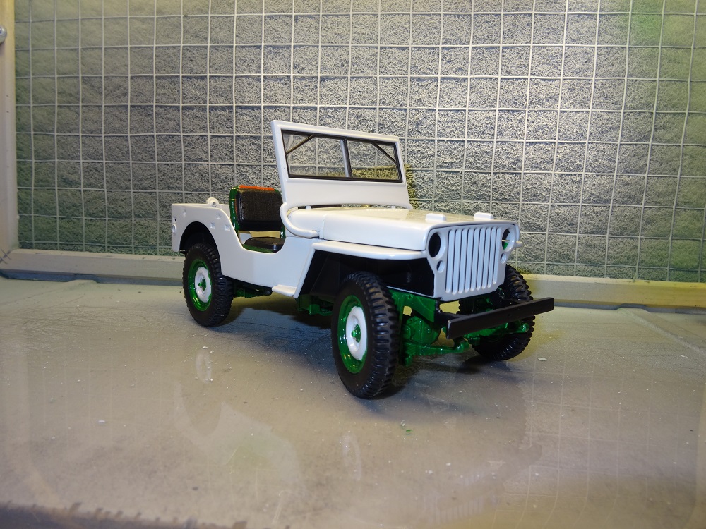 JEEP WILLYS 1/18e NOREV Jeep_t10