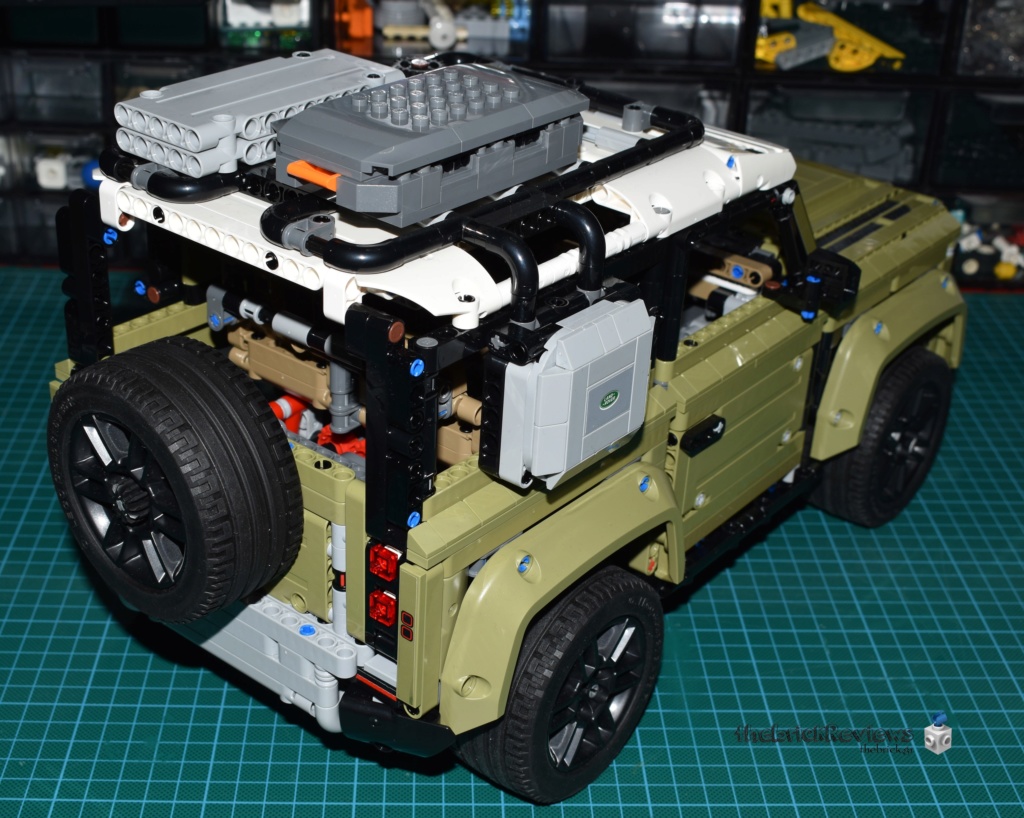 ThebrickReview: LEGO Technic 42110 Land Rover Defender Dsc_0911
