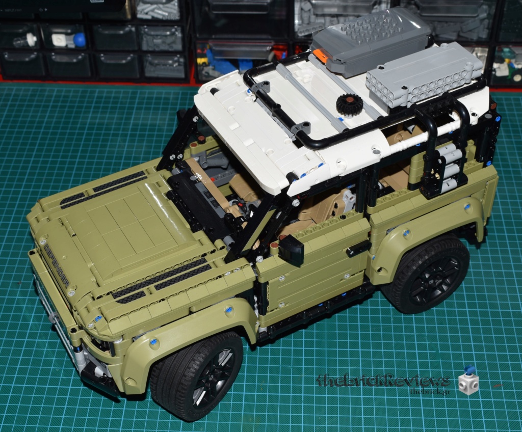 ThebrickReview: LEGO Technic 42110 Land Rover Defender Dsc_0912