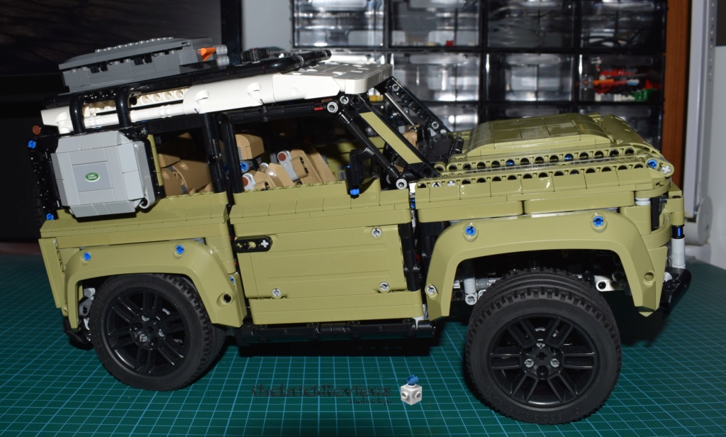 ThebrickReview: LEGO Technic 42110 Land Rover Defender Dsc_0916