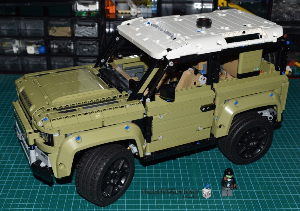 ThebrickReview: LEGO Technic 42110 Land Rover Defender Dsc_0918