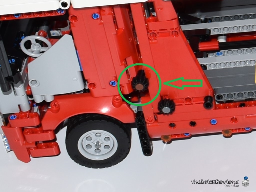 ThebrickReview: LEGO Technic 42098 Car Transporter Dsc_1217