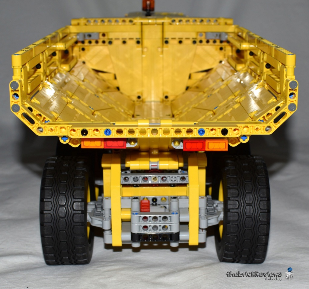 ThebrickReview: LEGO Technic 42114 Volvo 6x6 Articulated Hauler Dsc_1726