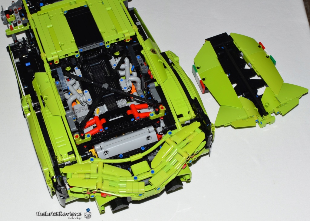 ThebrickReview: LEGO Technic 42115 Lamborghini Sian FKP 37 Dsc_1916