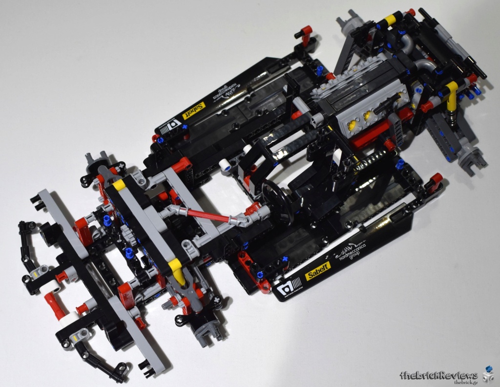 ThebrickReview: LEGO Technic 42125 Ferrari 488 GTE ''AF Corse #51'' Dsc_2235