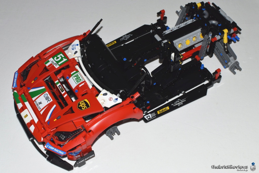 ThebrickReview: LEGO Technic 42125 Ferrari 488 GTE ''AF Corse #51'' Dsc_2236