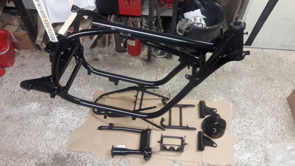 Plaque constructeur.... - Page 4 Bmw_r923