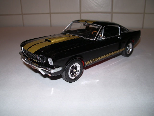 mustang SHELBY GT-350H 1966  de chez revell au 1/24 - Page 2 3012