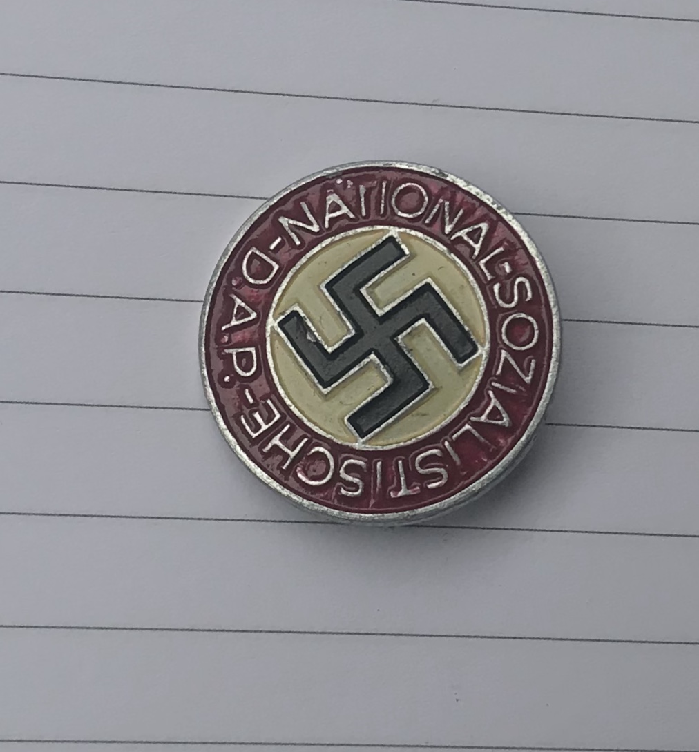 Badges du NSDAP - Page 4 87536910