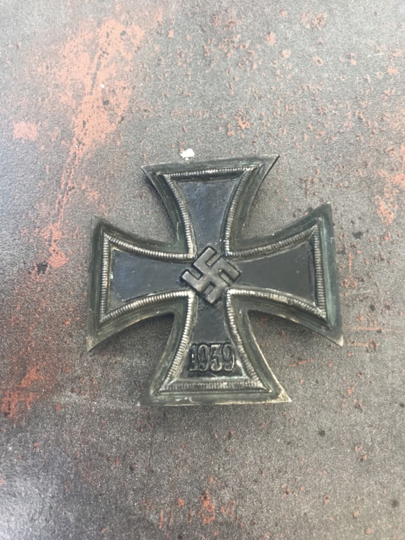 A vos avis croix de fer et insigne 88456310