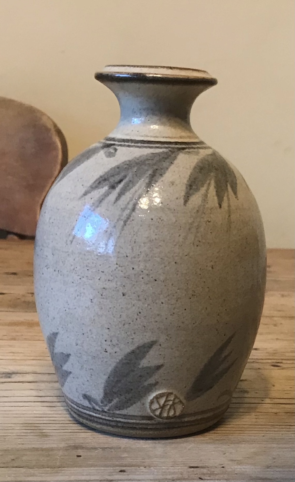 Help in identification of studio pottery vase - Stephen Smith  71904610
