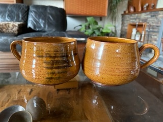 Studio Pottery Mugs GN Mark Img_5711